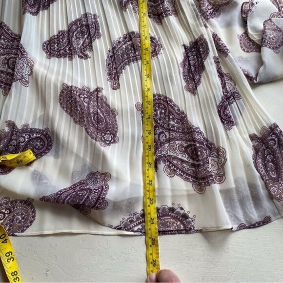 Chicos Blouse Woman 1 US Medium Pleated Paisley Cowl Neck Top Sheer Sleeve - Picture 13 of 16